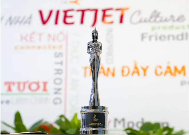 Vietjet được bình chọn nơi làm việc tốt nhất tại HR Asia Award 2023 - Ảnh 1. Vietjet được bình chọn nơi làm việc tốt nhất tại HR Asia Award 2023 - Ảnh 1.