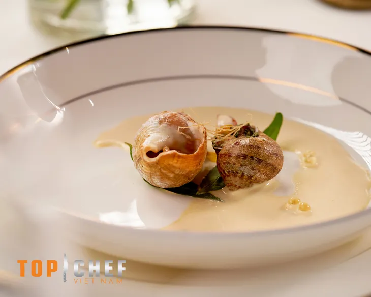 Top Chef - Tập 9: Nàng thơ của Đen Vâu lần đầu thử mắm tôm và cái kết bất ngờ - Ảnh 16. Top Chef - Tập 9: Nàng thơ của Đen Vâu lần đầu thử mắm tôm và cái kết bất ngờ - Ảnh 16.