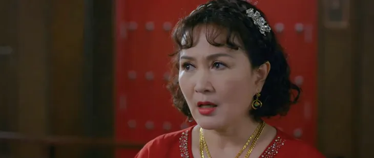 Món quà của cha - Tập 10: Ăn diện lên thành phố, ông Nhân lại bị bà Thủy đá xéo - Ảnh 12. Món quà của cha - Tập 10: Ăn diện lên thành phố, ông Nhân lại bị bà Thủy đá xéo - Ảnh 12.