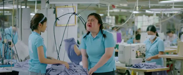 Cô gái xấu tính từ Về nhà đi con đến Làng trong phố, Món quà của cha - Ảnh 2. Cô gái xấu tính từ Về nhà đi con đến Làng trong phố, Món quà của cha - Ảnh 2.