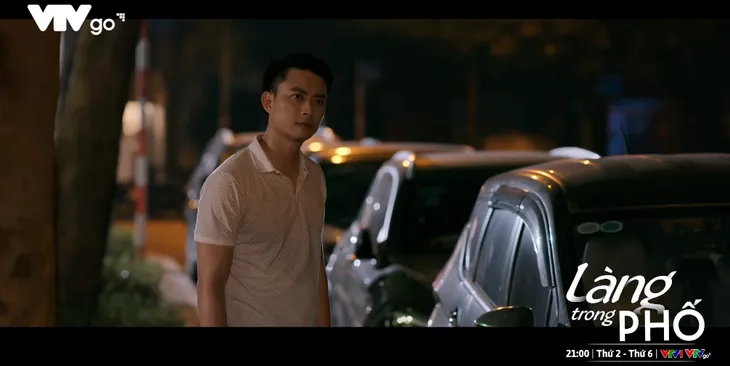 Làng trong phố - Tập 8: Hùng bắt quả tang em gái làm tiểu tam - Ảnh 1. Làng trong phố - Tập 8: Hùng bắt quả tang em gái làm tiểu tam - Ảnh 1.