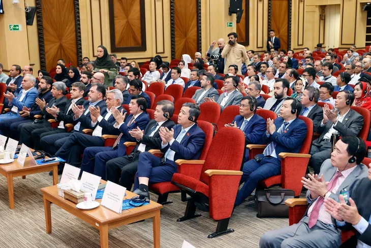 Diễn đàn hợp tác kinh tế, thương mại và đầu tư Việt Nam - Iran - Ảnh 3. Diễn đàn hợp tác kinh tế, thương mại và đầu tư Việt Nam - Iran - Ảnh 3.
