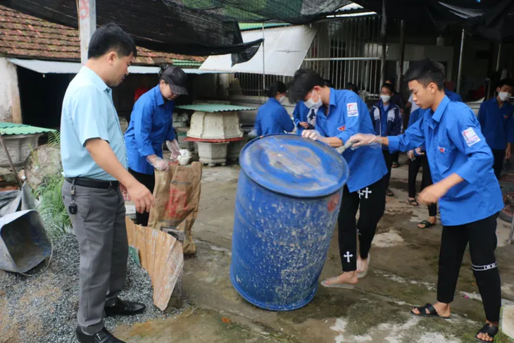 Sốt xuất huyết diễn biến phức tạp - Vì sao khó dập dịch? - Ảnh 7. Sốt xuất huyết diễn biến phức tạp - Vì sao khó dập dịch? - Ảnh 7.