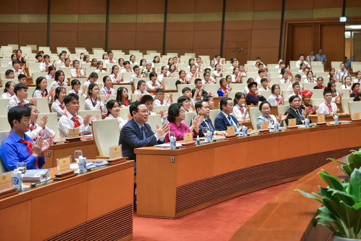 263 đại biểu trẻ em cả nước dự Phiên họp giả định Quốc hội trẻ em lần thứ nhất - Ảnh 2. 263 đại biểu trẻ em cả nước dự Phiên họp giả định Quốc hội trẻ em lần thứ nhất - Ảnh 2.