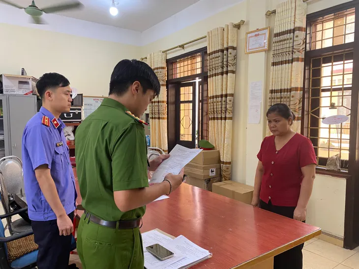 Khởi tố thêm 2 cán bộ trong vụ sạt lở kè làm 3 người chết tại Cao Bằng - Ảnh 1. Khởi tố thêm 2 cán bộ trong vụ sạt lở kè làm 3 người chết tại Cao Bằng - Ảnh 1.