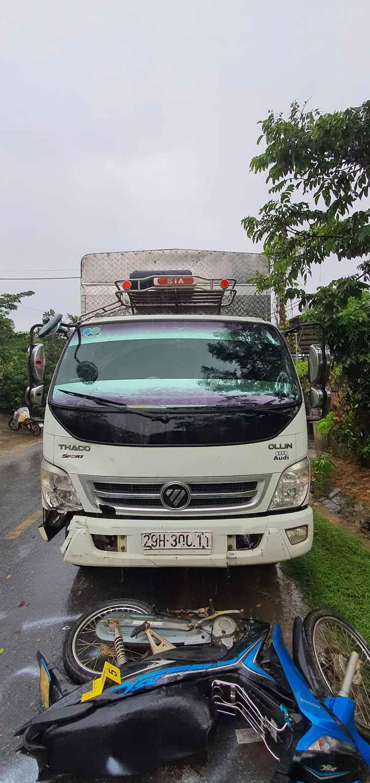 Lái xe ngủ gật gây tai nạn làm 2 người chết ở Lào Cai - Ảnh 1. Lái xe ngủ gật gây tai nạn làm 2 người chết ở Lào Cai - Ảnh 1.