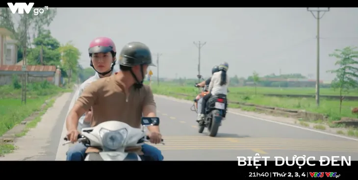Biệt dược đen - Tập 4: Tiến - Tuyết bị công an truy lùng - Ảnh 5. Biệt dược đen - Tập 4: Tiến - Tuyết bị công an truy lùng - Ảnh 5.