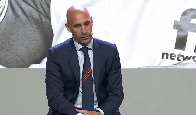Chủ tịch LĐBĐ Tây Ban Nha từ chức sau bê bối tại World Cup nữ 2023 - Ảnh 1. Chủ tịch LĐBĐ Tây Ban Nha từ chức sau bê bối tại World Cup nữ 2023 - Ảnh 1.