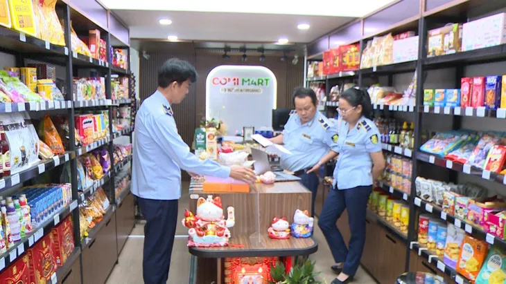 TP Hồ Chí Minh: Phát hiện nhiều bánh trung thu không nguồn gốc, xuất xứ - Ảnh 2.