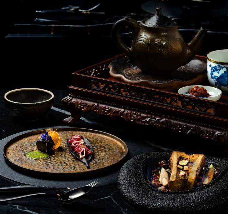 Top Chef - Tập 14: Tấm vé cuối cùng vào Chung kết đã có chủ! - Ảnh 5. Top Chef - Tập 14: Tấm vé cuối cùng vào Chung kết đã có chủ! - Ảnh 5.