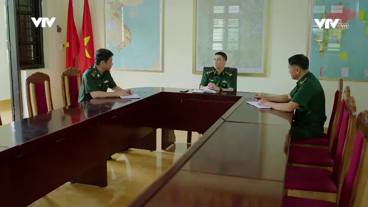 Cuộc chiến không giới tuyến - Tập 2: Đồn trưởng biên phòng đẹp trai, tài giỏi bị vợ phản bội - Ảnh 15. Cuộc chiến không giới tuyến - Tập 2: Đồn trưởng biên phòng đẹp trai, tài giỏi bị vợ phản bội - Ảnh 15.