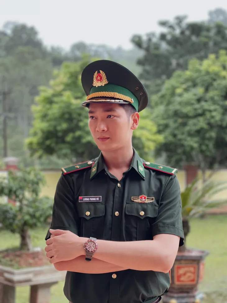 Góc nghiêng đốn tim của dàn chiến sĩ Cuộc chiến không giới tuyến - Ảnh 21. Góc nghiêng đốn tim của dàn chiến sĩ Cuộc chiến không giới tuyến - Ảnh 21.