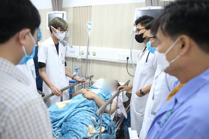 Giây phút ám ảnh của các nạn nhân vụ cháy chung cư mini ở Hà Nội - Ảnh 4.