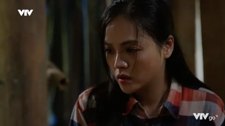 Cuộc chiến không giới tuyến - Tập 3: Trung nghi ngờ con rể của đại gia bản buôn ma túy - Ảnh 5. Cuộc chiến không giới tuyến - Tập 3: Trung nghi ngờ con rể của đại gia bản buôn ma túy - Ảnh 5.