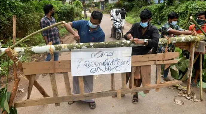 Hơn 700 người được xét nghiệm virus Nipah sau 2 trường hợp tử vong ở Ấn Độ - Ảnh 1. Hơn 700 người được xét nghiệm virus Nipah sau 2 trường hợp tử vong ở Ấn Độ - Ảnh 1.