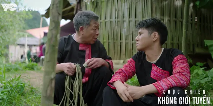 Cuộc chiến không giới tuyến - Tập 4: Pùa Sình buồn bã hết tiền làm ma cho bố - Ảnh 2. Cuộc chiến không giới tuyến - Tập 4: Pùa Sình buồn bã hết tiền làm ma cho bố - Ảnh 2.