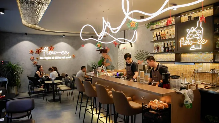 Quán cafe với những nhân viên đặc biệt - Ảnh 6. Quán cafe với những nhân viên đặc biệt - Ảnh 6.