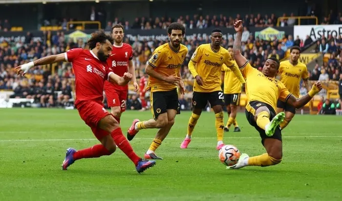 Salah lập hat-trick kiến tạo, Liverpool ngược dòng ngoạn mục trước Wolves - Ảnh 2. Salah lập hat-trick kiến tạo, Liverpool ngược dòng ngoạn mục trước Wolves - Ảnh 2.