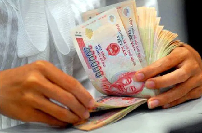 Hỗ trợ công nhân tiếp cận gói tín dụng lãi suất thấp - Ảnh 1. Hỗ trợ công nhân tiếp cận gói tín dụng lãi suất thấp - Ảnh 1.