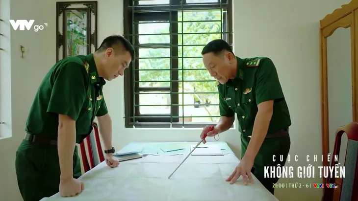 Cuộc chiến không giới tuyến - Tập 6: Dân bản A Sá bị bắt khi vận chuyện ma tuý cho Đoàn? - Ảnh 4. Cuộc chiến không giới tuyến - Tập 6: Dân bản A Sá bị bắt khi vận chuyện ma tuý cho Đoàn? - Ảnh 4.