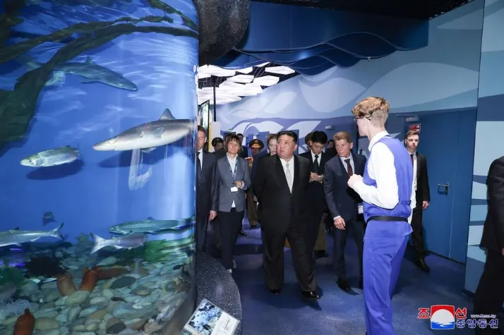 Chủ tịch Triều Tiên Kim Jong-un về nước sau chặng dừng chân cuối cùng ở Vladivostok, Nga - Ảnh 1. Chủ tịch Triều Tiên Kim Jong-un về nước sau chặng dừng chân cuối cùng ở Vladivostok, Nga - Ảnh 1.