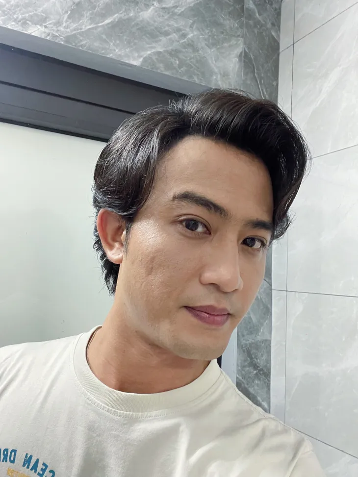 Diễn viên Việt tuần qua: Doãn Quốc Đam khoe tạo hình mới, Lan Phương thấp bé bên chồng - Ảnh 7. Diễn viên Việt tuần qua: Doãn Quốc Đam khoe tạo hình mới, Lan Phương thấp bé bên chồng - Ảnh 7.