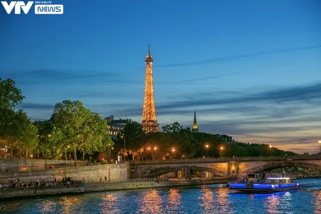 Tháp Eiffel qua ống kính của NSƯT Phạm Thanh Hà - Ảnh 13. Tháp Eiffel qua ống kính của NSƯT Phạm Thanh Hà - Ảnh 13.