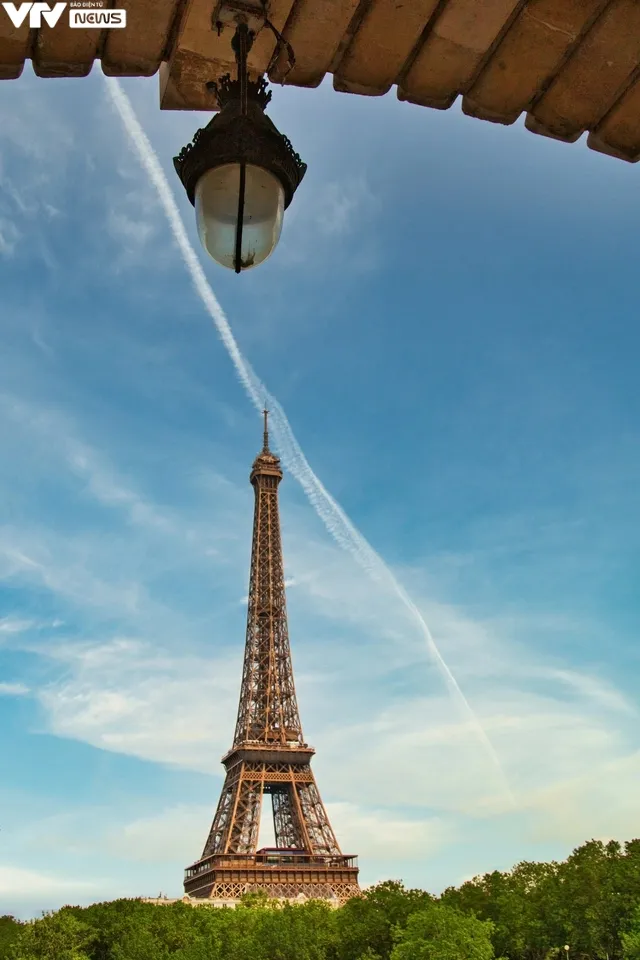 Tháp Eiffel qua ống kính của NSƯT Phạm Thanh Hà - Ảnh 4. Tháp Eiffel qua ống kính của NSƯT Phạm Thanh Hà - Ảnh 4.