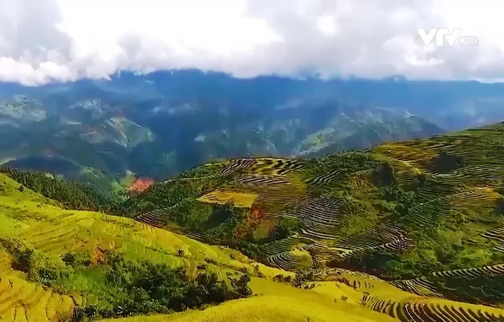 Vùng cao Tây Bắc những ngày chớm thu - Ảnh 3. Vùng cao Tây Bắc những ngày chớm thu - Ảnh 3.