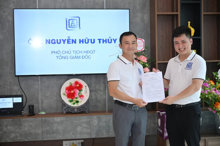 Ra mắt phiên bản thử nghiệm robot AI dạy học Anan và camera đánh giá tính cách - Ảnh 3. Ra mắt phiên bản thử nghiệm robot AI dạy học Anan và camera đánh giá tính cách - Ảnh 3.