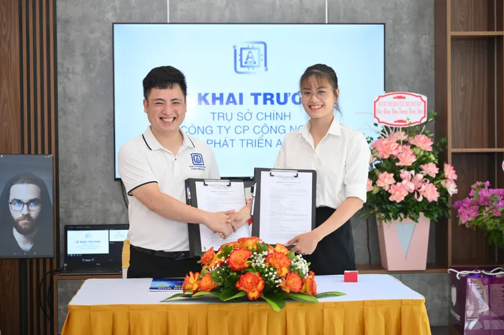 Ra mắt phiên bản thử nghiệm robot AI dạy học Anan và camera đánh giá tính cách - Ảnh 2. Ra mắt phiên bản thử nghiệm robot AI dạy học Anan và camera đánh giá tính cách - Ảnh 2.