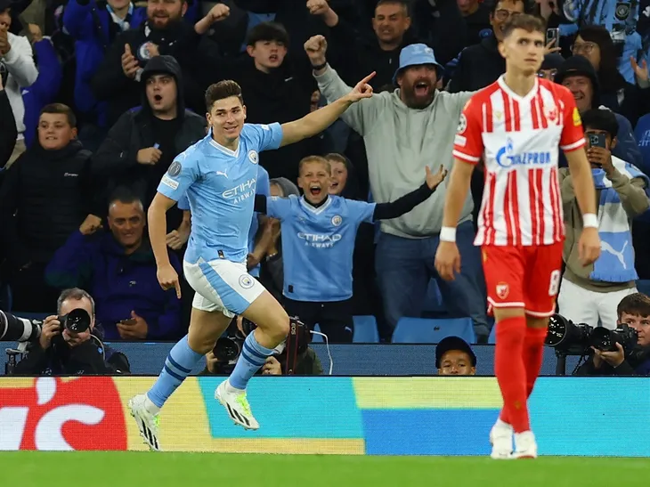 Pep Guardiola báo tin không vui cho fan Man City sau trận thắng tại Champions League - Ảnh 1. Pep Guardiola báo tin không vui cho fan Man City sau trận thắng tại Champions League - Ảnh 1.