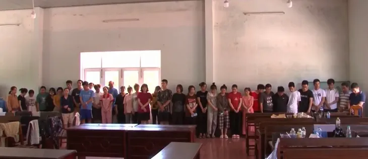 Nhóm đối tượng người nước ngoài cho vay lãi khủng hơn 2.300%/năm - Ảnh 2. Nhóm đối tượng người nước ngoài cho vay lãi khủng hơn 2.300%/năm - Ảnh 2.
