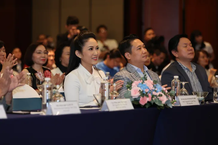 Khởi động Liên hoan phim quốc tế thành phố Hồ Chí Minh lần thứ nhất - năm 2024 - Ảnh 1. Khởi động Liên hoan phim quốc tế thành phố Hồ Chí Minh lần thứ nhất - năm 2024 - Ảnh 1.