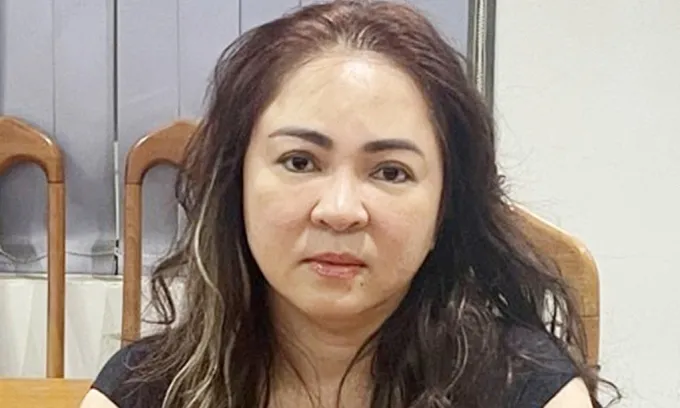 Hôm nay (21/9), Nguyễn Phương Hằng cùng 4 đồng phạm hầu tòa - Ảnh 1. Hôm nay (21/9), Nguyễn Phương Hằng cùng 4 đồng phạm hầu tòa - Ảnh 1.