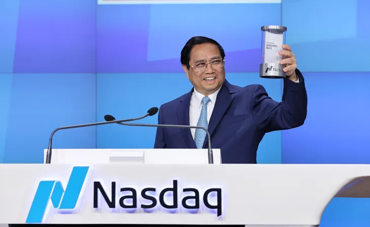 Thủ tướng rung chuông tại Sàn chứng khoán NASDAQ, kêu gọi các nhà đầu tư Hoa Kỳ hợp tác - Ảnh 2. Thủ tướng rung chuông tại Sàn chứng khoán NASDAQ, kêu gọi các nhà đầu tư Hoa Kỳ hợp tác - Ảnh 2.