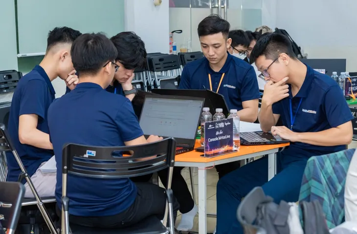 Cuộc thi sáng tạo game chủ đề Lịch sử Việt Nam tìm ra người thắng cuộc - Ảnh 2. Cuộc thi sáng tạo game chủ đề Lịch sử Việt Nam tìm ra người thắng cuộc - Ảnh 2.