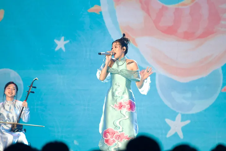 Vietnam Idol 2023: Hà An Huy song ca cùng mẹ ruột, Annie dừng chân - Ảnh 4. Vietnam Idol 2023: Hà An Huy song ca cùng mẹ ruột, Annie dừng chân - Ảnh 4.