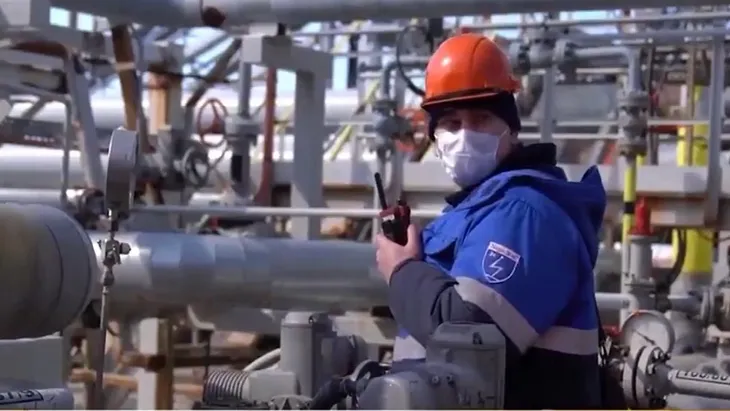 Xuất khẩu dầu khí của Nga tăng hơn năm trước, bất chấp lệnh cấm vận của phương Tây - Ảnh 1. Xuất khẩu dầu khí của Nga tăng hơn năm trước, bất chấp lệnh cấm vận của phương Tây - Ảnh 1.