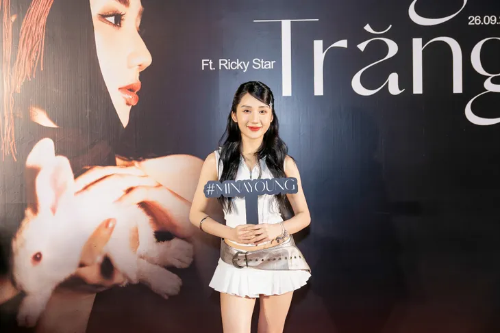 Mina Young trình làng MV Cung trăng mùa Trung thu - Ảnh 1. Mina Young trình làng MV Cung trăng mùa Trung thu - Ảnh 1.