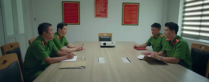 Biệt dược đen - Tập 12: Long từng ra tay khiến người tình của bố đột tử - Ảnh 1. Biệt dược đen - Tập 12: Long từng ra tay khiến người tình của bố đột tử - Ảnh 1.