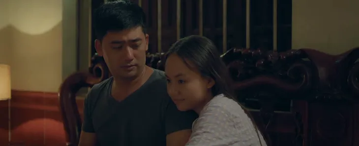 Biệt dược đen - Tập 12: Tưởng vụ án khép lại nhưng Bình khai Long mới thực sự là người giết Vương? - Ảnh 9. Biệt dược đen - Tập 12: Tưởng vụ án khép lại nhưng Bình khai Long mới thực sự là người giết Vương? - Ảnh 9.