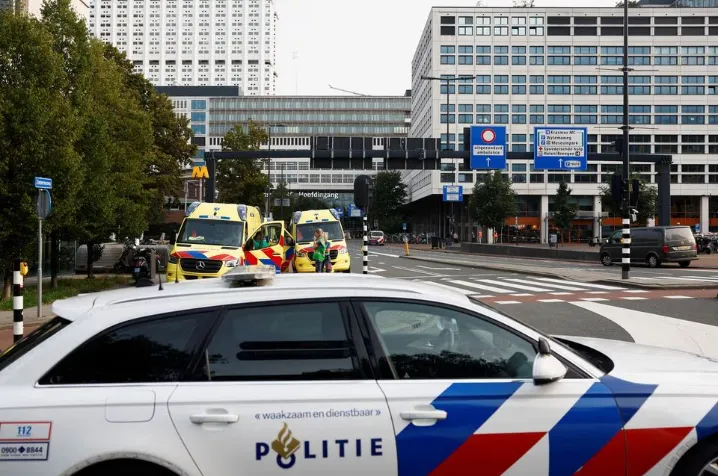 Xả súng ở Rotterdam (Hà Lan) khiến 3 người tử vong - Ảnh 3. Xả súng ở Rotterdam (Hà Lan) khiến 3 người tử vong - Ảnh 3.