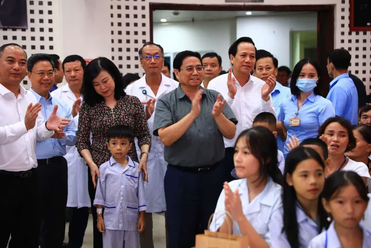 Quan tâm, chăm lo cho trẻ em bằng những việc làm thiết thực nhất - Ảnh 3. Quan tâm, chăm lo cho trẻ em bằng những việc làm thiết thực nhất - Ảnh 3.