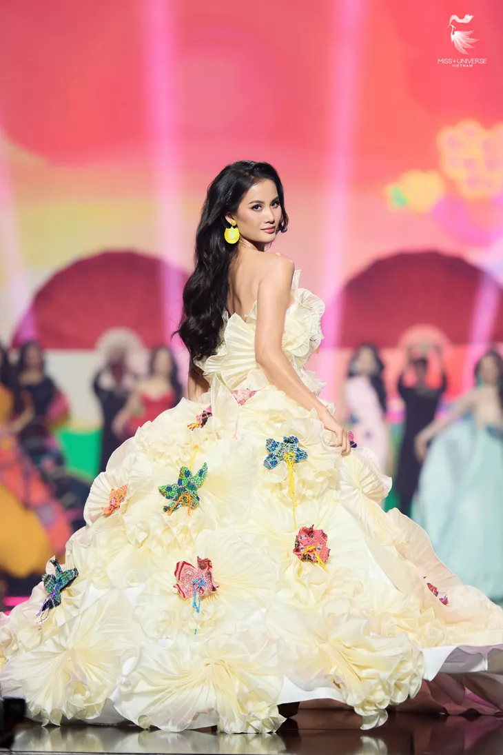 Bùi Quỳnh Hoa đăng quang Miss Universe Vietnam 2023 - Ảnh 9. Bùi Quỳnh Hoa đăng quang Miss Universe Vietnam 2023 - Ảnh 9.