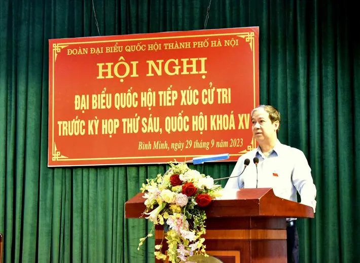 Bộ trưởng Nguyễn Kim Sơn tiếp xúc cử tri trước kỳ họp thứ 6, Quốc hội khóa XV - Ảnh 2. Bộ trưởng Nguyễn Kim Sơn tiếp xúc cử tri trước kỳ họp thứ 6, Quốc hội khóa XV - Ảnh 2.