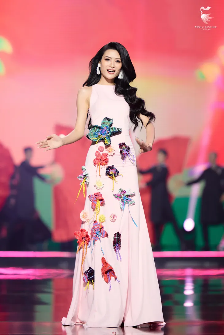 Bùi Quỳnh Hoa đăng quang Miss Universe Vietnam 2023 - Ảnh 24. Bùi Quỳnh Hoa đăng quang Miss Universe Vietnam 2023 - Ảnh 24.