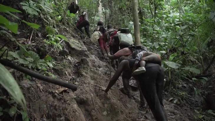 Người di cư qua Darien Gap (Panama) vượt 400.000, lên mức cao kỷ lục - Ảnh 1. Người di cư qua Darien Gap (Panama) vượt 400.000, lên mức cao kỷ lục - Ảnh 1.