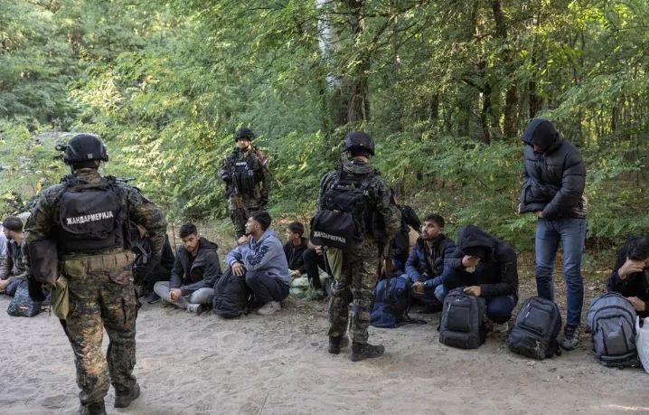 Serbia tăng cường tuần tra di cư ở biên giới với Hungary - Ảnh 1. Serbia tăng cường tuần tra di cư ở biên giới với Hungary - Ảnh 1.
