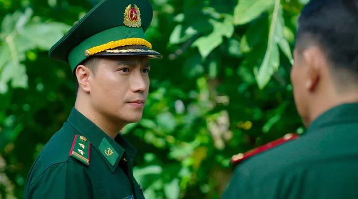 Góc nghiêng đốn tim của dàn chiến sĩ Cuộc chiến không giới tuyến - Ảnh 6. Góc nghiêng đốn tim của dàn chiến sĩ Cuộc chiến không giới tuyến - Ảnh 6.